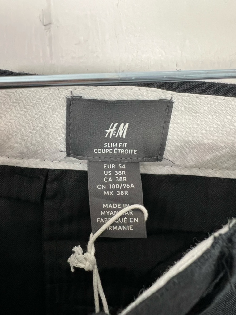 NWT H&M 100% Linen Black Dress Pants Men's Size 38 Waist - Picture 2 of 5